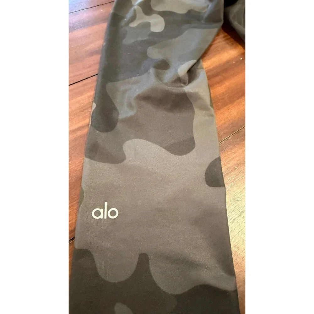 Alo Yoga Dark Camo High Waist Full Length Leggings Women's Small Black Grey